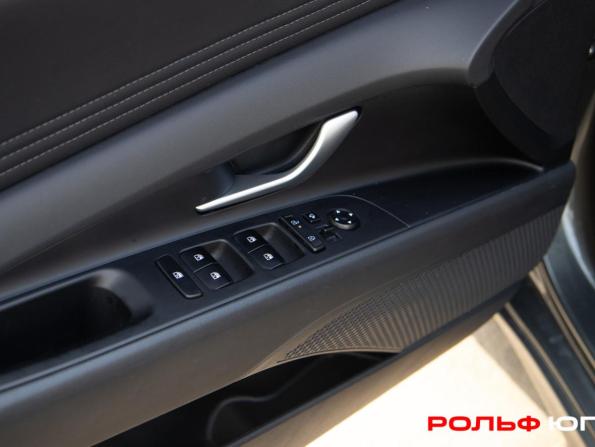 Hyundai Elantra VII (CN7) Рестайлинг с пробегом 2024 года, цена 2 133 000 рублей, 23247 км, седан, Автокод Объявления
