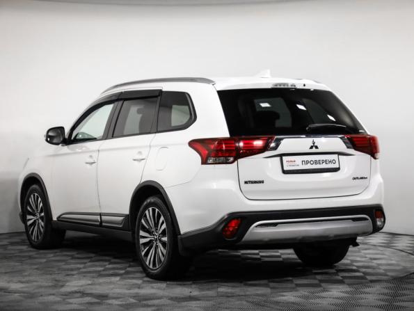 Mitsubishi Outlander III Рестайлинг 3 с пробегом 2019 года, цена 2 099 000 рублей, 157961 км, внедорожник, Автокод Объявления
