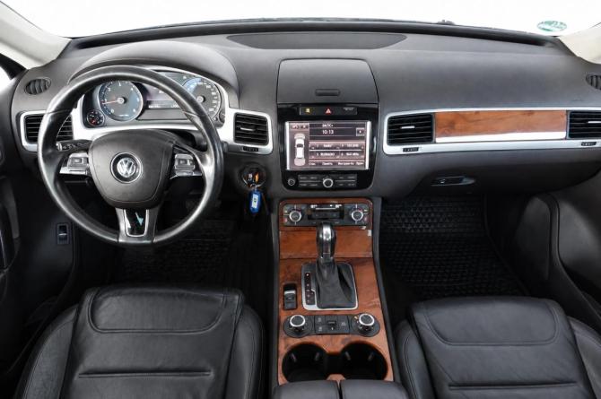 Volkswagen Touareg II с пробегом 2011 года, цена 1 900 000 рублей, 283173 км, внедорожник, Автокод Объявления