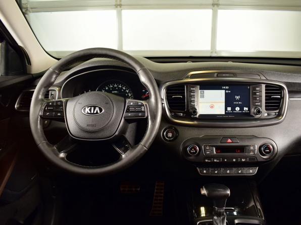Kia Sorento III Prime Рестайлинг с пробегом 2019 года, цена 2 657 999 рублей, 198983 км, внедорожник, Автокод Объявления