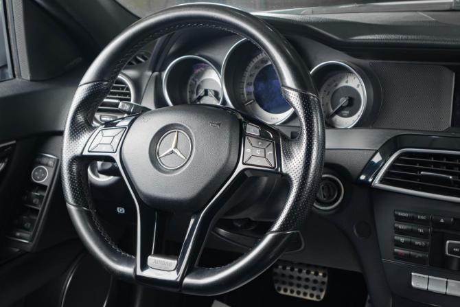 Mercedes-Benz C-Класс III (W204) Рестайлинг с пробегом 2012 года, цена 1 429 000 рублей, 191739 км, купе, Автокод Объявления
