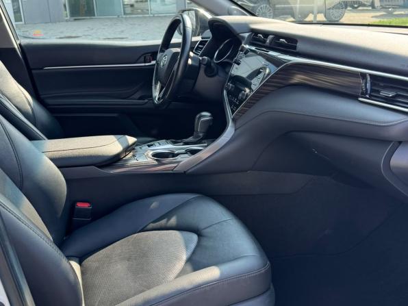 Toyota Camry VIII (XV70) с пробегом 2019 года, цена 3 570 000 рублей, 50767 км, седан, Автокод Объявления