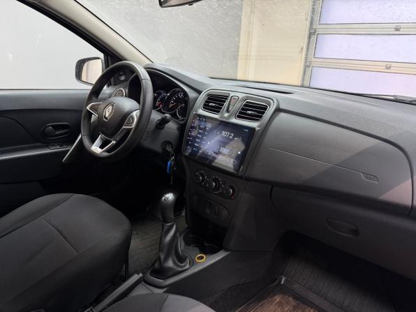 Renault Logan II Рестайлинг с пробегом 2020 года, цена 1 050 000 рублей, 63893 км, седан, Автокод Объявления