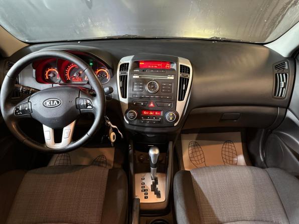 Kia Ceed I Рестайлинг с пробегом 2012 года, цена 679 000 рублей, 238993 км, хэтчбек, Автокод Объявления