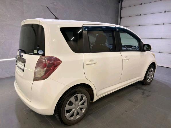 Toyota Ractis I с пробегом 2008 года, цена 599 000 рублей, 301602 км, хэтчбек, Автокод Объявления