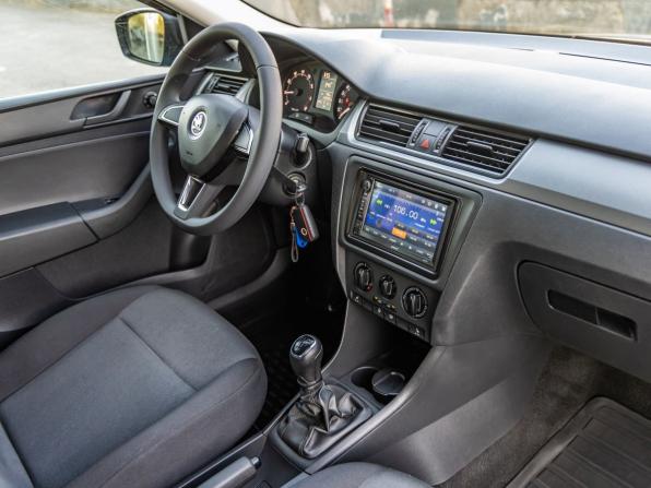Skoda Rapid I с пробегом 2014 года, цена 748 000 рублей, 142093 км, лифтбек, Автокод Объявления