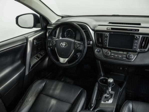 Toyota RAV4 IV (XA40) Рестайлинг с пробегом 2016 года, цена 2 759 000 рублей, 108861 км, внедорожник, Автокод Объявления