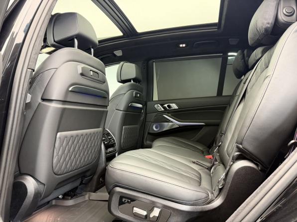 BMW X7 I (G07) Рестайлинг с пробегом 2025 года, цена 16 436 000 рублей, 2500 км, внедорожник, Автокод Объявления