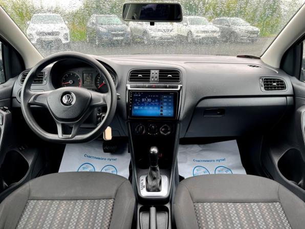 Volkswagen Polo V Рестайлинг с пробегом 2017 года, цена 1 076 200 рублей, 193199 км, седан, Автокод Объявления