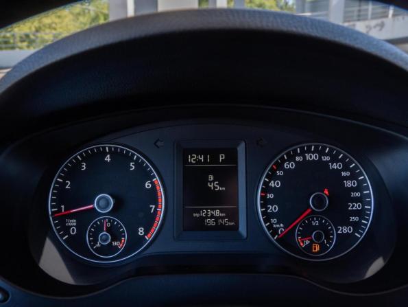 Volkswagen Jetta VI с пробегом 2012 года, цена 999 000 рублей, 196145 км, седан, Автокод Объявления