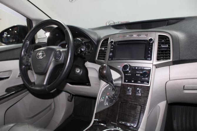 Toyota Venza I Рестайлинг с пробегом 2014 года, цена 1 950 000 рублей, 135109 км, внедорожник, Автокод Объявления