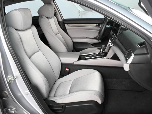 Honda Accord X с пробегом 2018 года, цена 1 979 000 рублей, 93347 км, седан, Автокод Объявления