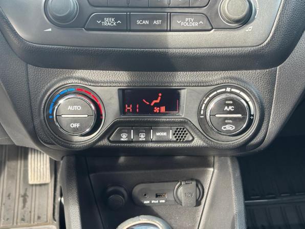 Kia Rio III с пробегом 2015 года, цена 800 000 рублей, 231694 км, седан, Автокод Объявления