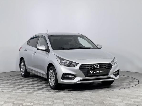 Hyundai Solaris II с пробегом 2017 года, цена 939 000 рублей, 216677 км, седан, Автокод Объявления