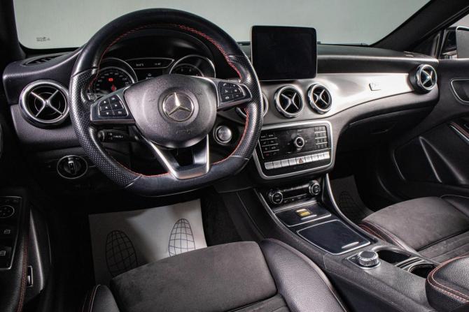 Mercedes-Benz GLA I (X156) с пробегом 2018 года, цена 2 959 000 рублей, 97000 км, внедорожник, Автокод Объявления