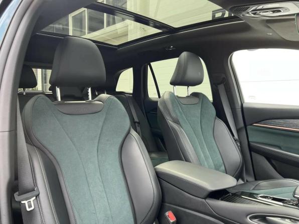 Geely Monjaro I с пробегом 2023 года, цена 3 295 000 рублей, 44000 км, внедорожник, Автокод Объявления