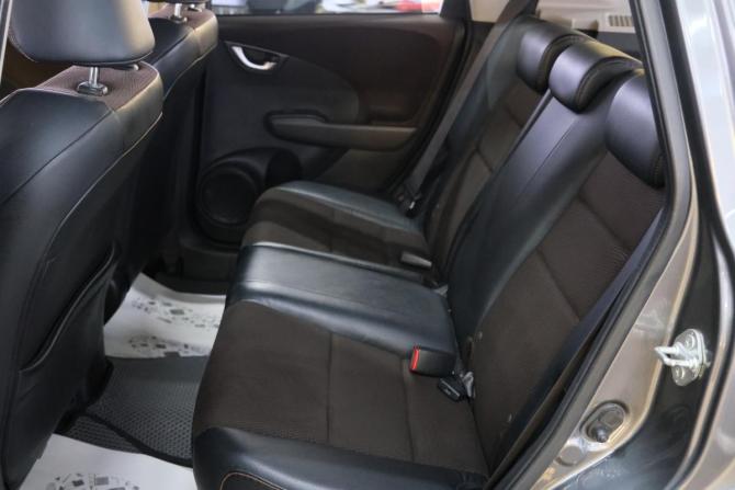 Honda Fit Shuttle I с пробегом 2011 года, цена 999 000 рублей, 147000 км, универсал, Автокод Объявления