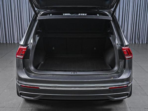 Volkswagen Tiguan II Рестайлинг с пробегом 2021 года, цена 3 239 000 рублей, 126103 км, внедорожник, Автокод Объявления