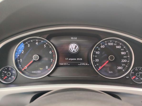 Volkswagen Touareg II Рестайлинг с пробегом 2017 года, цена 2 940 000 рублей, 164549 км, внедорожник, Автокод Объявления