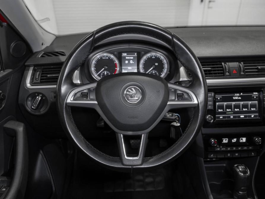 Skoda Rapid I Москва  - изображение 10