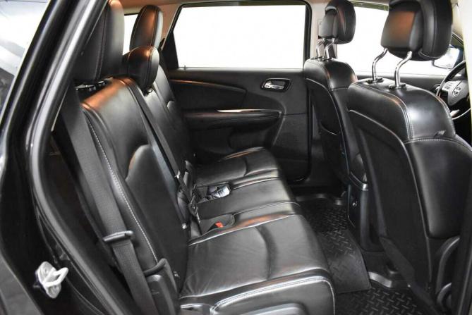 Dodge Journey I Рестайлинг с пробегом 2012 года, цена 840 000 рублей, 286056 км, внедорожник, Автокод Объявления
