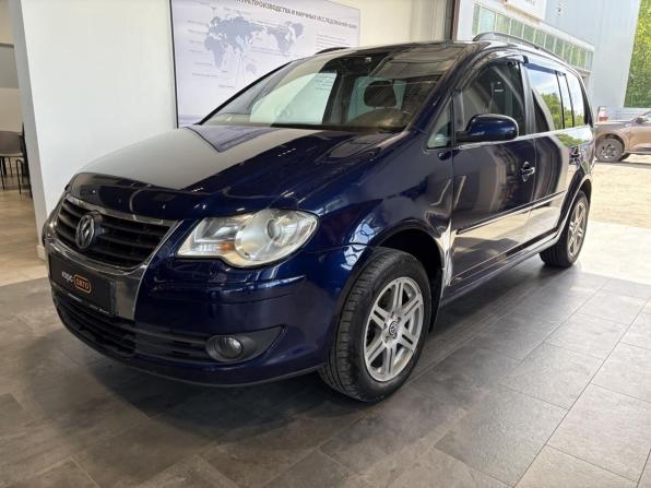 Volkswagen Touran I Рестайлинг с пробегом 2007 года, цена 637 000 рублей, 337861 км, компактвэн, Автокод Объявления