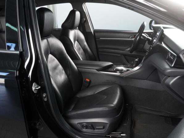 Toyota Camry VIII (XV70) Рестайлинг с пробегом 2021 года, цена 2 980 000 рублей, 145285 км, седан, Автокод Объявления