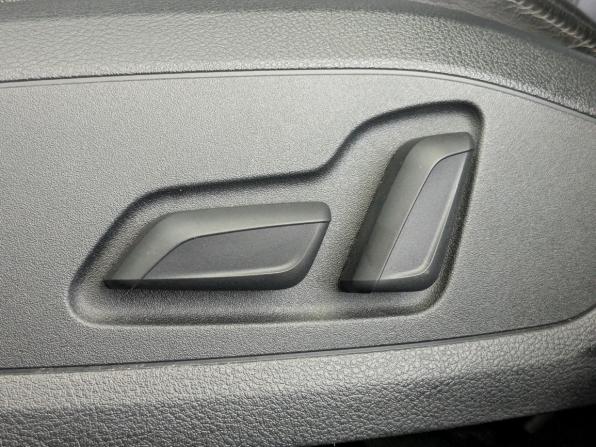 Audi A4 V (B9) Рестайлинг с пробегом 2022 года, цена 3 900 000 рублей, 39147 км, седан, Автокод Объявления