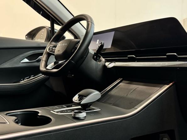 Omoda C5 I Рестайлинг с пробегом 2025 года, цена 2 199 000 рублей, 5380 км, внедорожник, Автокод Объявления