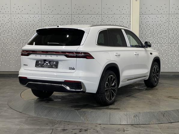 Geely Monjaro I Рестайлинг с пробегом 2026 года, цена 4 504 500 рублей, 10 км, внедорожник, Автокод Объявления