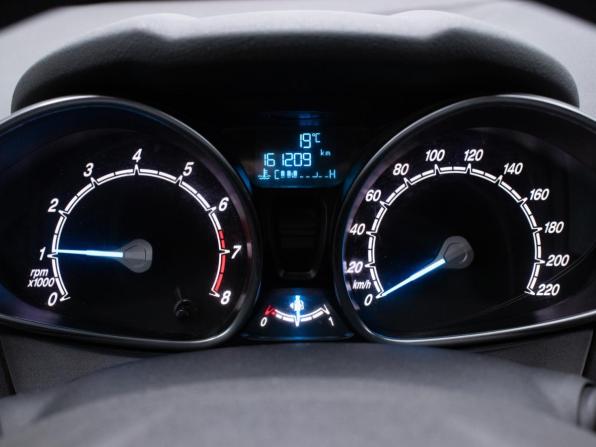 Ford Fiesta Mk6 Рестайлинг с пробегом 2015 года, цена 737 000 рублей, 161209 км, седан, Автокод Объявления