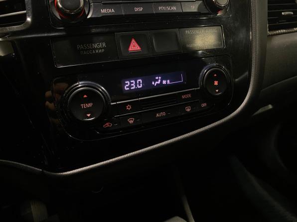 Mitsubishi Outlander III с пробегом 2012 года, цена 1 050 000 рублей, 200962 км, внедорожник, Автокод Объявления