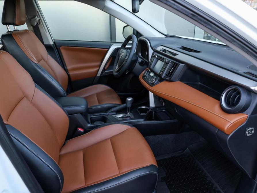 Toyota RAV4 IV (XA40) Рестайлинг Москва  - изображение 10