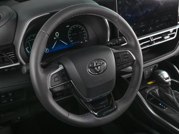 Toyota Highlander IV (XU70) с пробегом 2026 года, цена 5 899 000 рублей, 66 км, внедорожник, Автокод Объявления