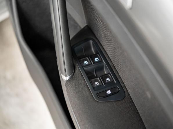 Volkswagen Golf VII с пробегом 2015 года, цена 1 150 000 рублей, 113399 км, универсал, Автокод Объявления