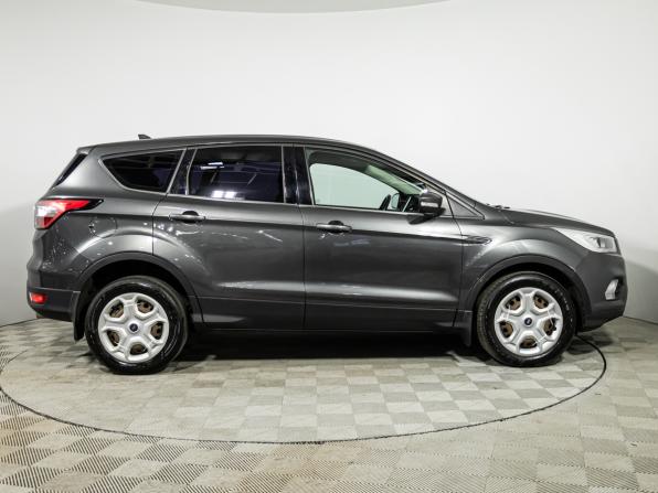 Ford Kuga II Рестайлинг с пробегом 2018 года, цена 1 449 700 рублей, 180354 км, внедорожник, Автокод Объявления