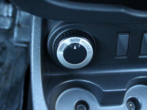 Renault Duster I Рестайлинг с пробегом 2015 года, цена 1 479 000 рублей, 79875 км, внедорожник, Автокод Объявления