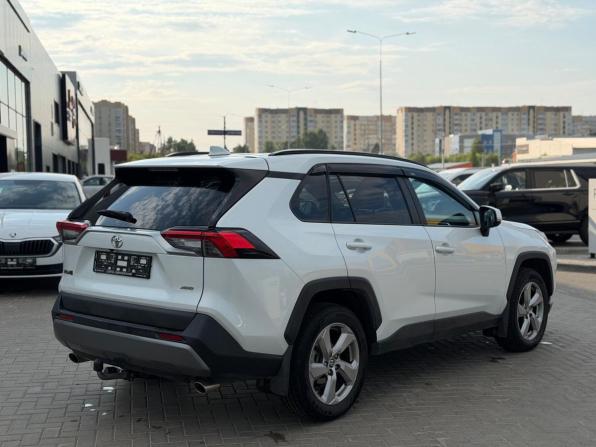 Toyota RAV4 V (XA50) с пробегом 2020 года, цена 3 350 000 рублей, 68723 км, внедорожник, Автокод Объявления
