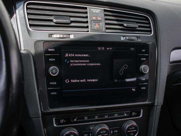 Volkswagen Golf VII Рестайлинг с пробегом 2018 года, цена 1 570 000 рублей, 182610 км, универсал, Автокод Объявления