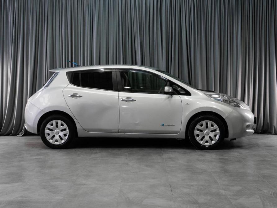 Nissan Leaf I (ZE0/AZE0) Тюмень  - изображение 5