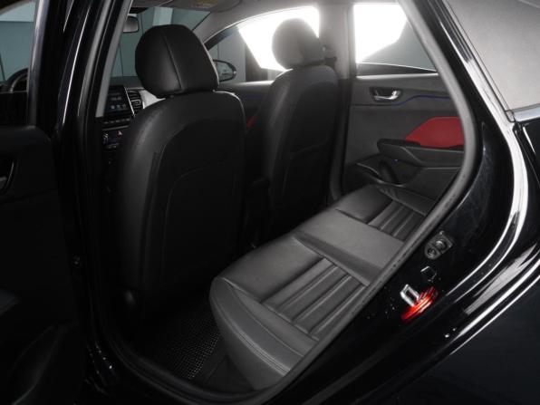 Hyundai Accent V Рестайлинг с пробегом 2021 года, цена 1 879 000 рублей, 84318 км, седан, Автокод Объявления