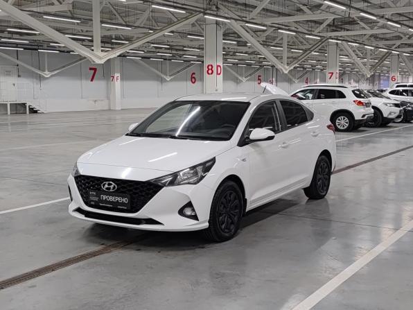 Hyundai Solaris II Рестайлинг с пробегом 2021 года, цена 1 410 000 рублей, 62639 км, седан, Автокод Объявления