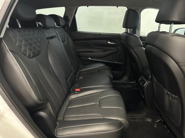 Hyundai Santa Fe IV с пробегом 2021 года, цена 4 120 000 рублей, 44242 км, внедорожник, Автокод Объявления