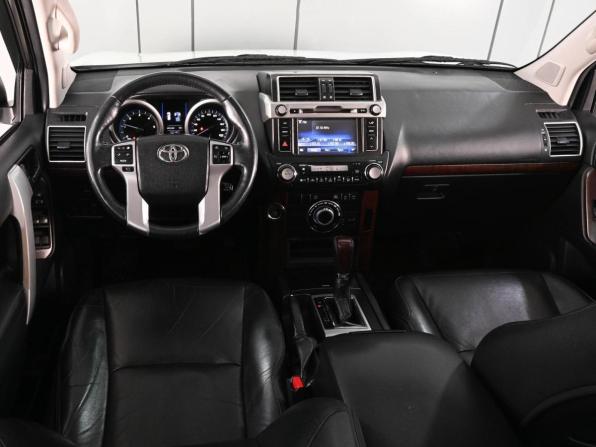 Toyota Land Cruiser Prado 150 Series Рестайлинг 1 с пробегом 2016 года, цена 3 419 000 рублей, 260492 км, внедорожник, Автокод Объявления