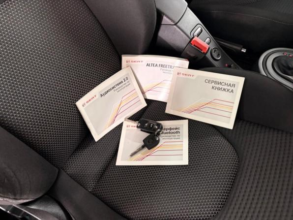 SEAT Altea I Рестайлинг с пробегом 2013 года, цена 999 000 рублей, 215099 км, минивэн, Автокод Объявления