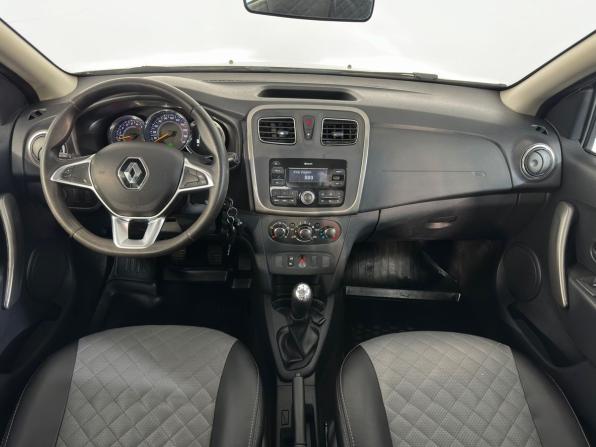 Renault Sandero II Рестайлинг с пробегом 2019 года, цена 975 900 рублей, 113305 км, хэтчбек, Автокод Объявления