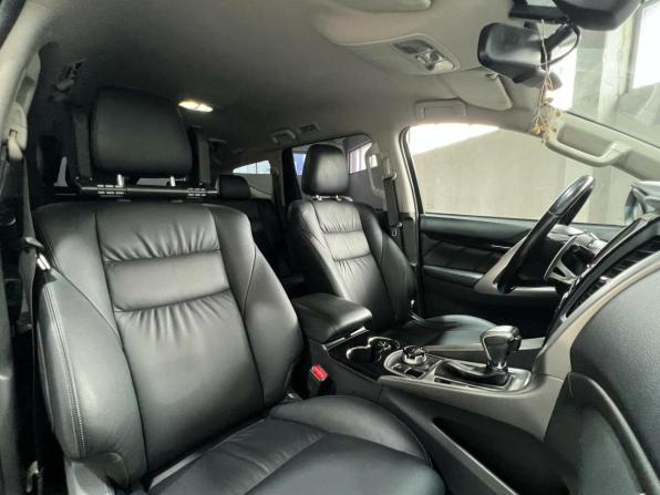 Mitsubishi Pajero Sport III с пробегом 2017 года, цена 2 950 000 рублей, 153762 км, внедорожник, Автокод Объявления