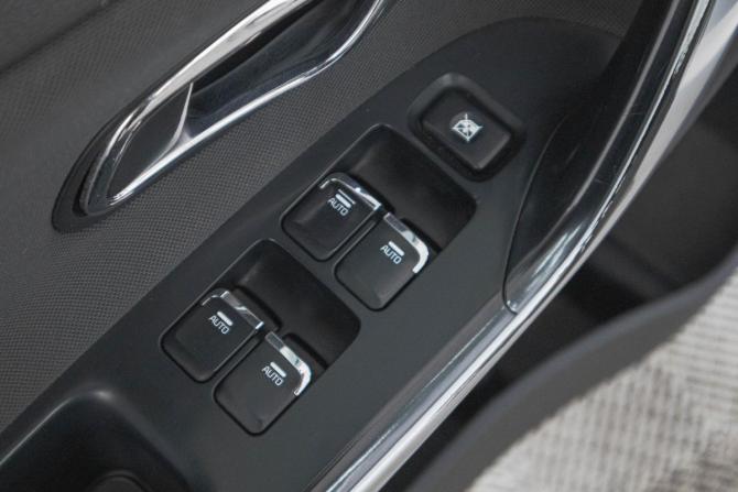 Kia Ceed II Рестайлинг с пробегом 2016 года, цена 899 000 рублей, 270000 км, хэтчбек, Автокод Объявления