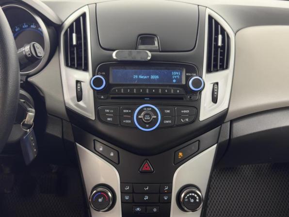 Chevrolet Cruze I Рестайлинг с пробегом 2014 года, цена 669 900 рублей, 165947 км, хэтчбек, Автокод Объявления