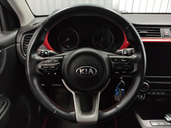 Kia Rio IV Рестайлинг с пробегом 2021 года, цена 1 810 000 рублей, 84960 км, седан, Автокод Объявления